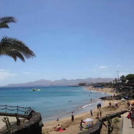 Villa Puerto Del Carmen Villa Sleeps 5
